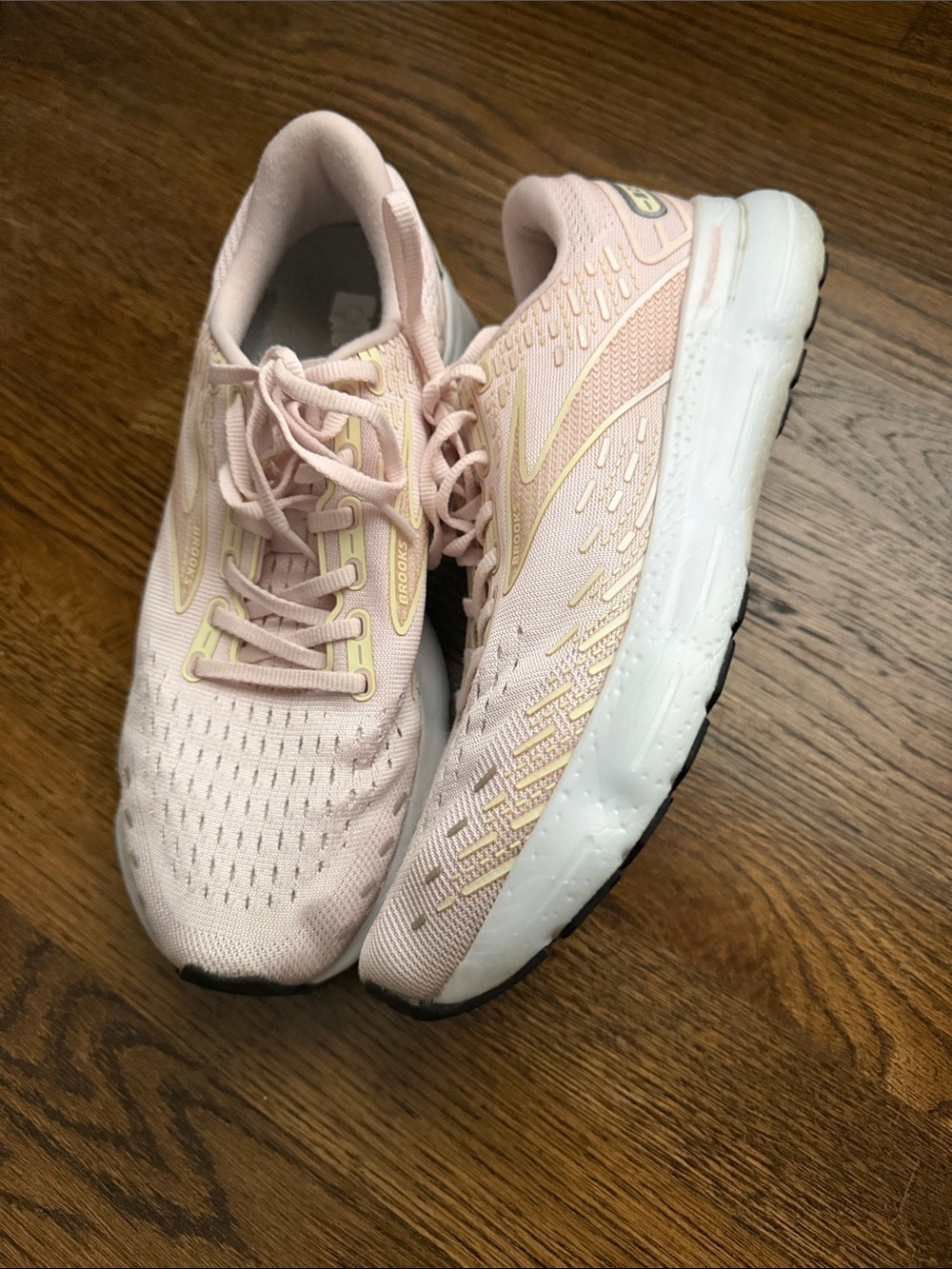 Brooks Women's Running Shoes in Pale Pink and Cream